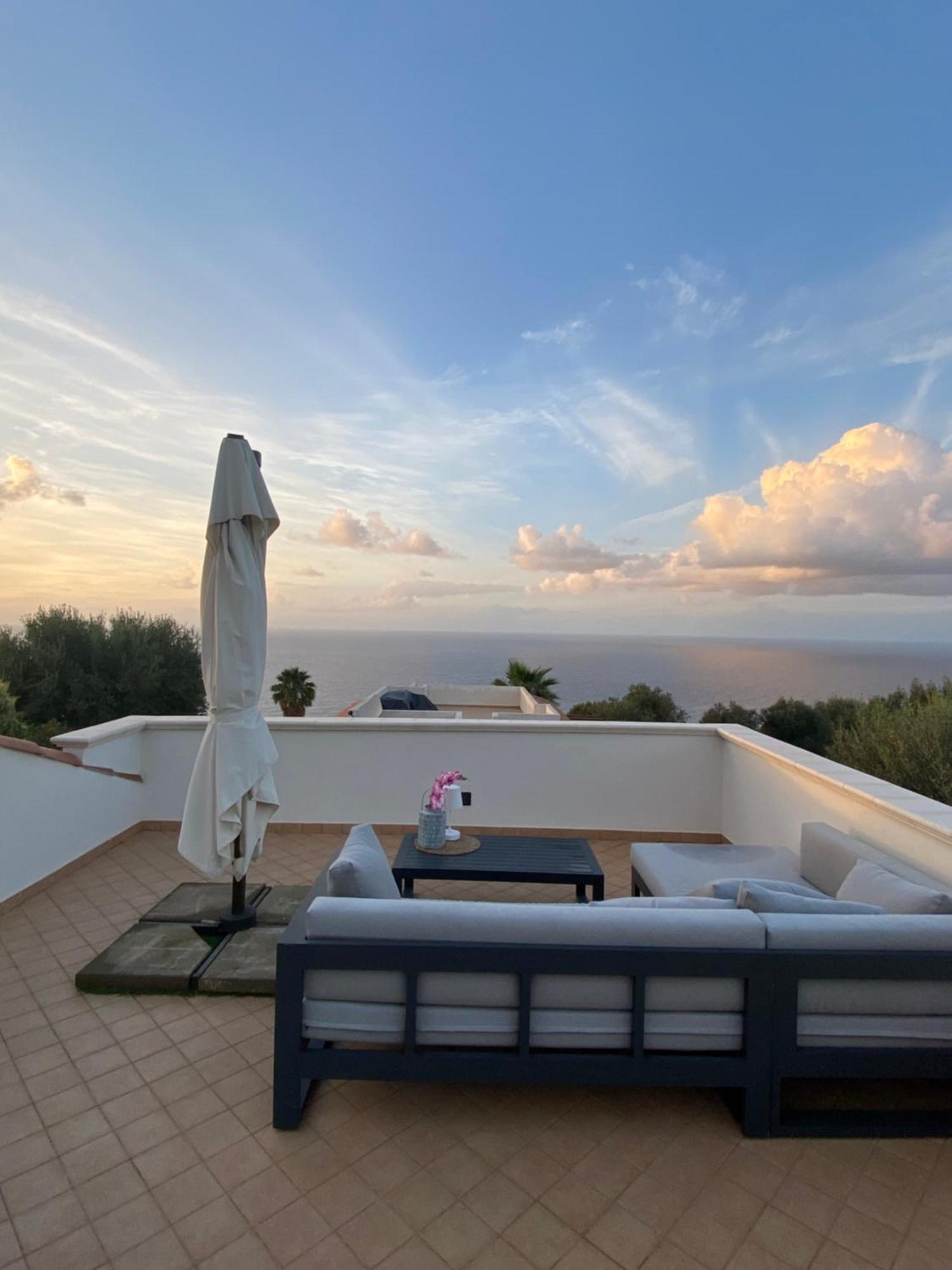 Villa Nove - Residence Dei Fiori ザンブローネ エクステリア 写真